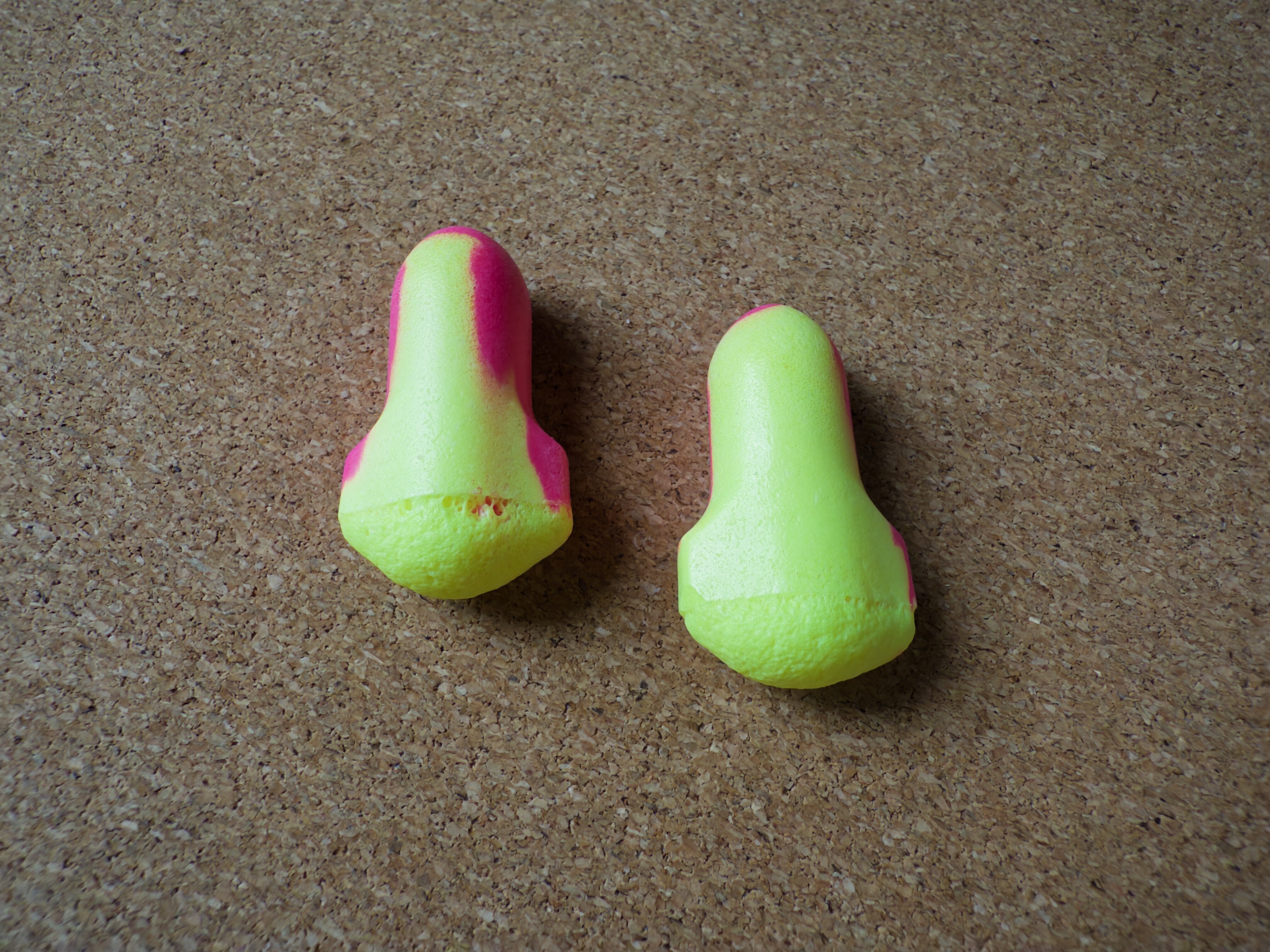 对抗噪音：五款顶级耳塞横评