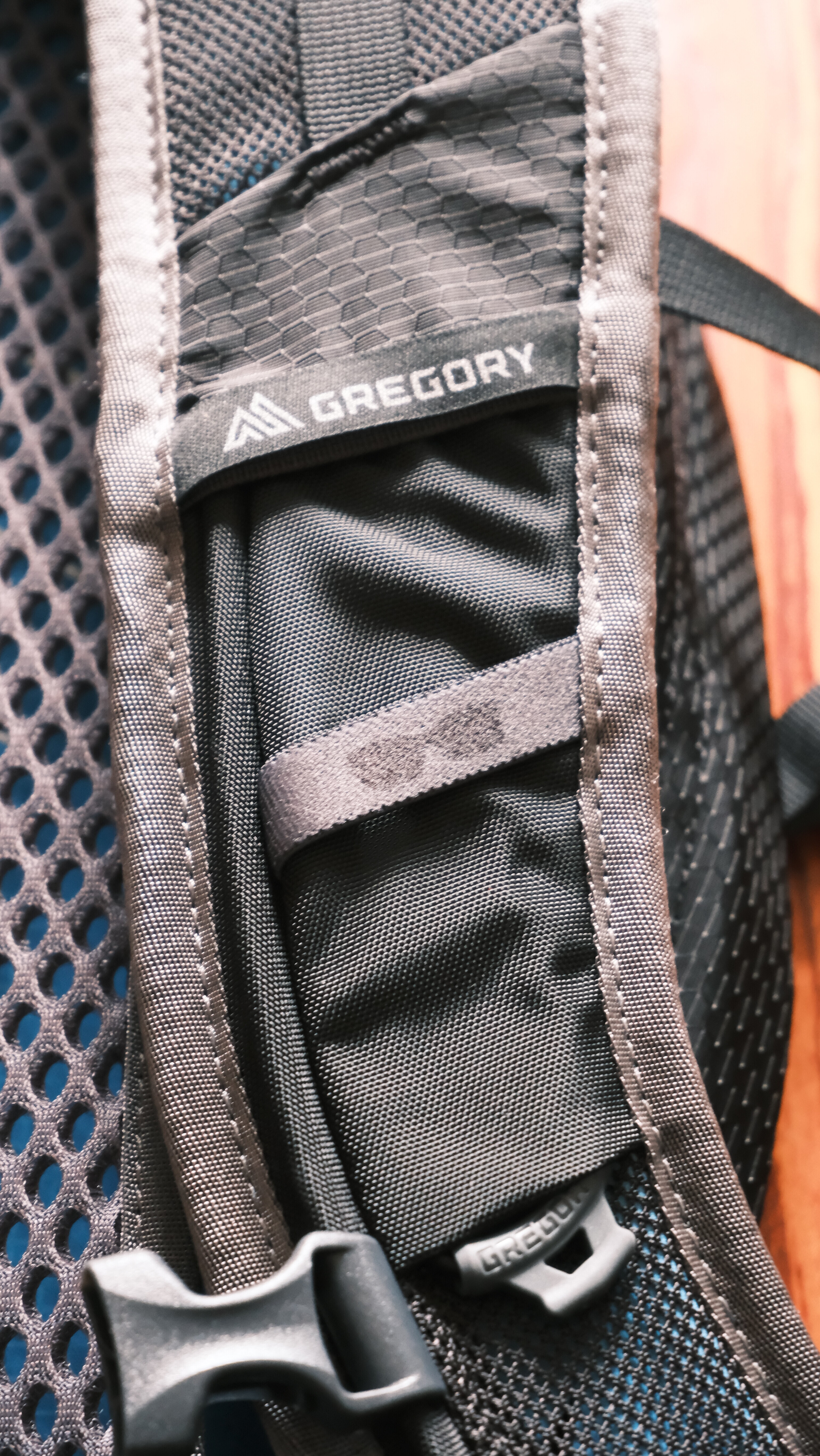 有 QuickStow 墨镜系统我喜欢